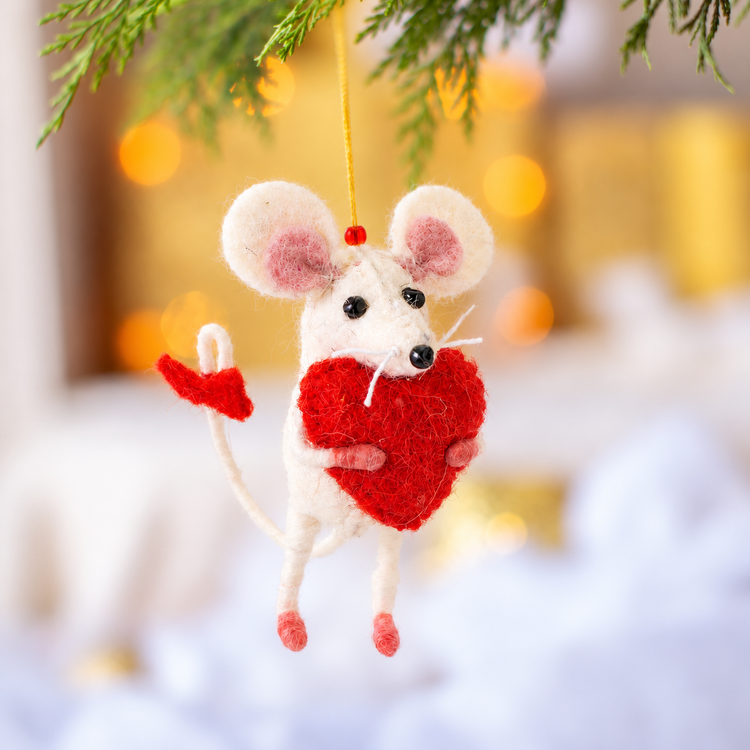 Mouse Hugging Heart Decoration Sew Heart Felt