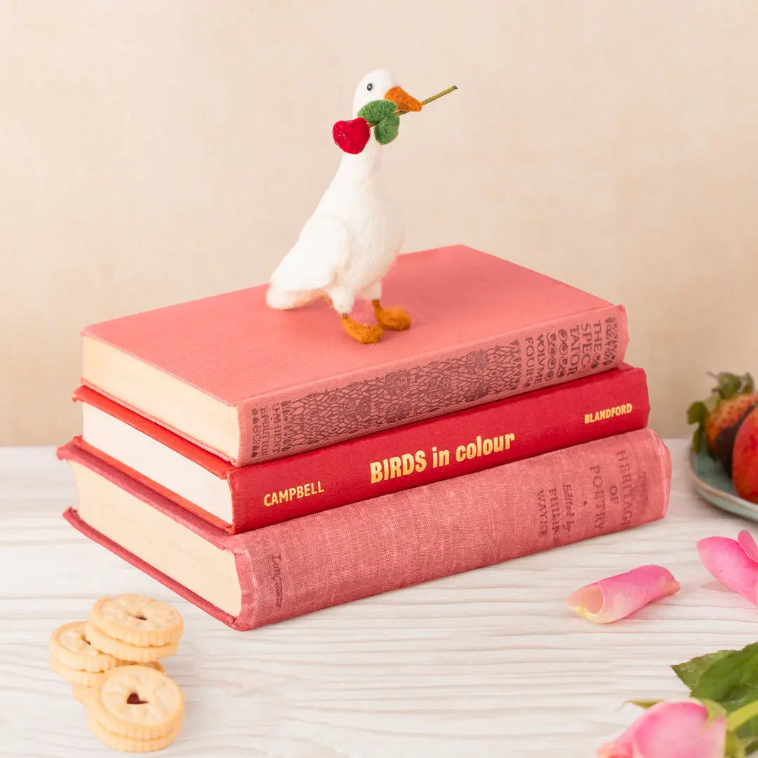 NEW Romeo the Rose Holding Duck Sew Heart Felt
