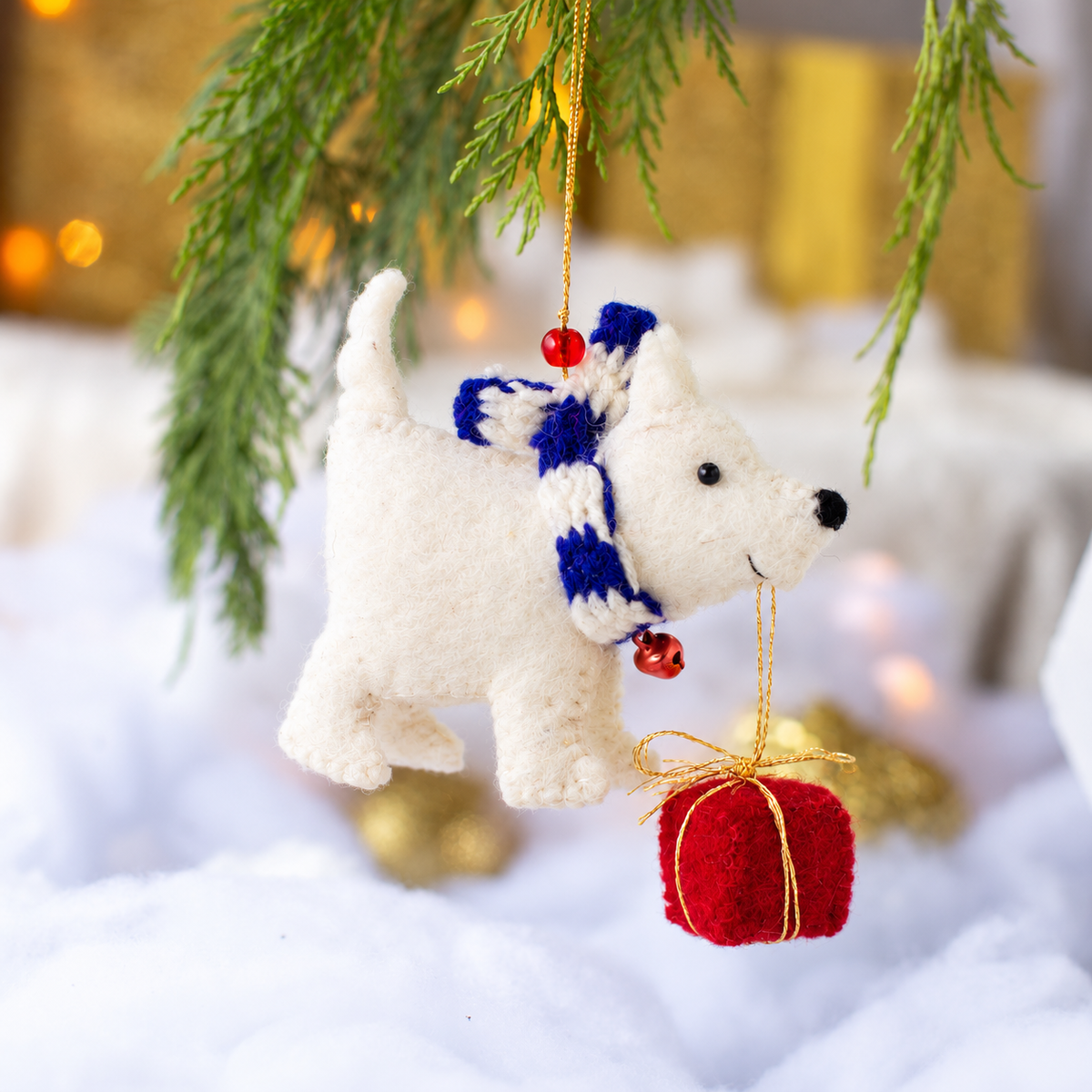 Willie Westie with Big Prezzie Decoration Sew Heart Felt