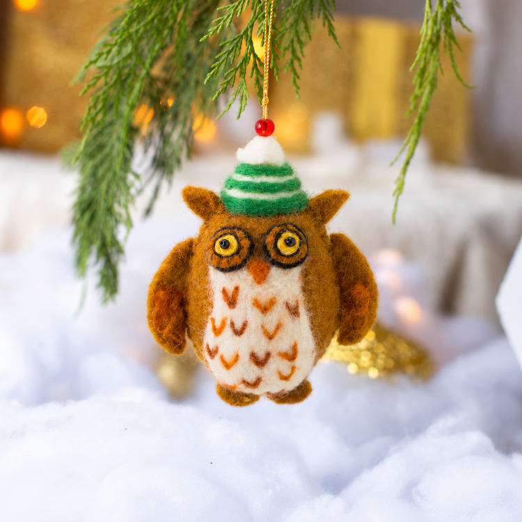 Wise Old Owl in a Hat Decoration Sew Heart Felt