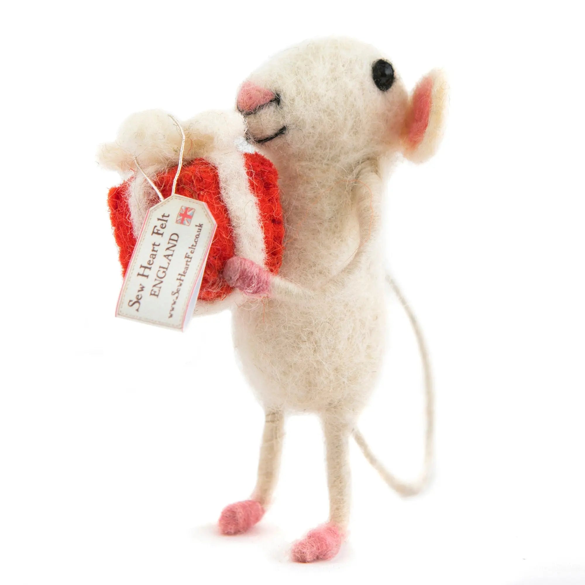 Mouse with Present Sew Heart Felt